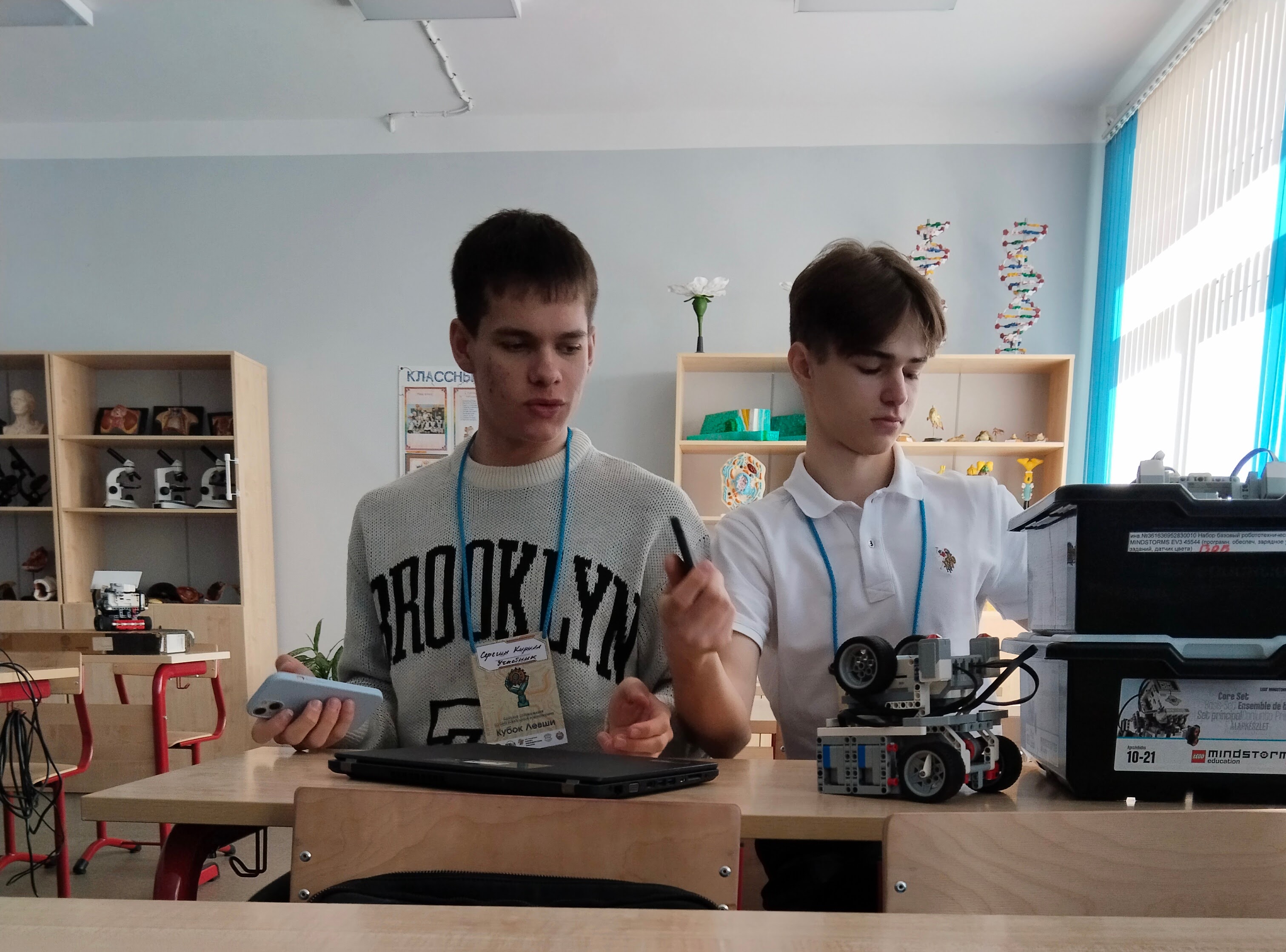 Собираем роботов